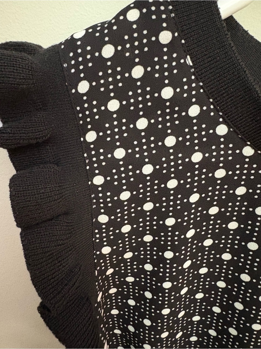Les Serein Black White Polka Dot Ruffle Sleeve Top Blouse Size M - Picture 3 of 6